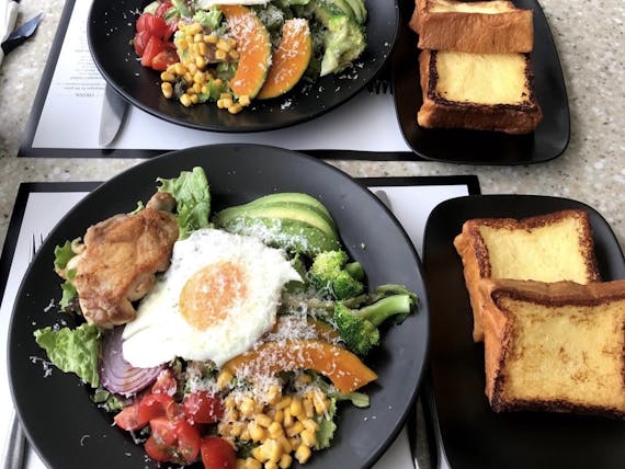 マッチングアプリ_ご飯